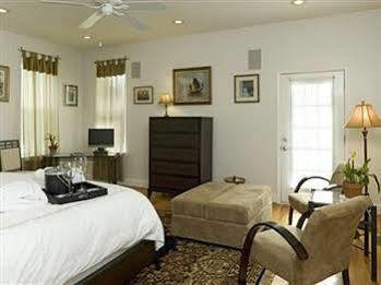 Blue Door On Baltimore Bed And Breakfast מראה חיצוני תמונה